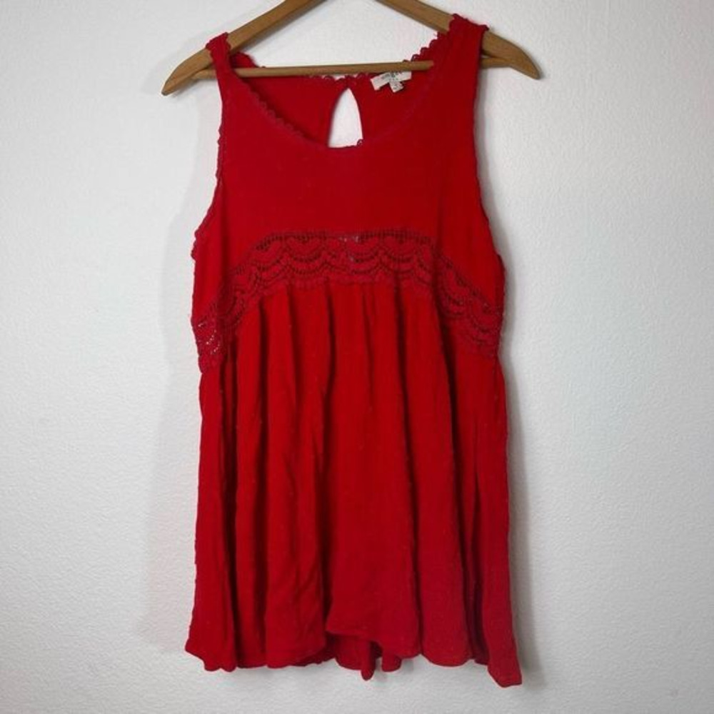 UMGEE Red Sleeveless‎ Blouse Small